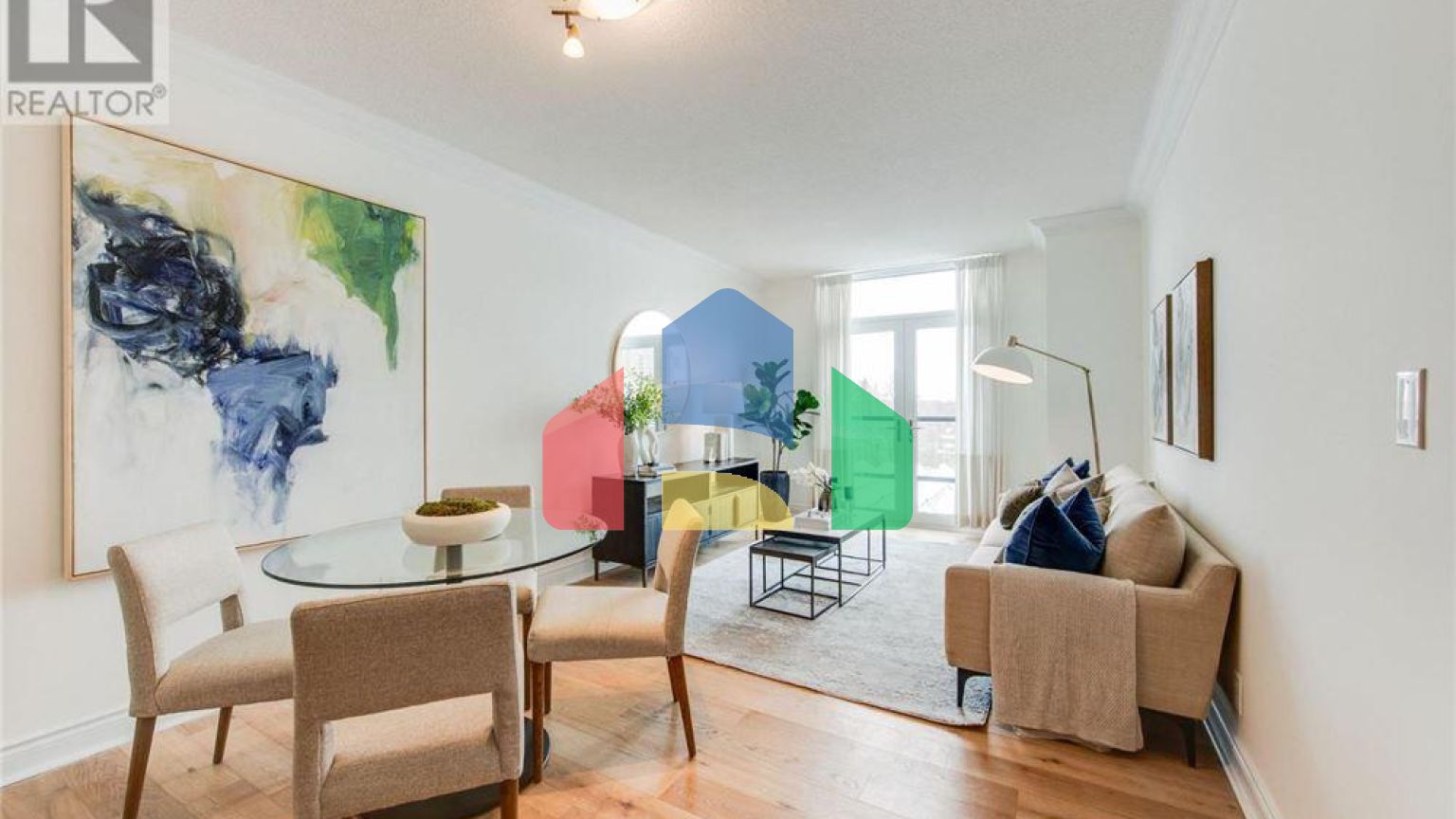 Residential - Single Family Home - Toronto, Canada - Canada