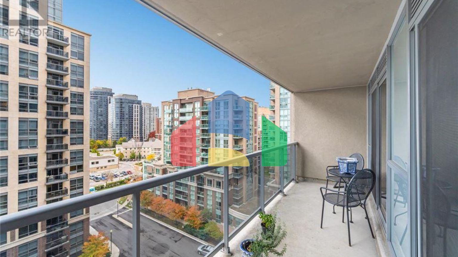 Residential - Single Family Home - Toronto, Canada - Canada