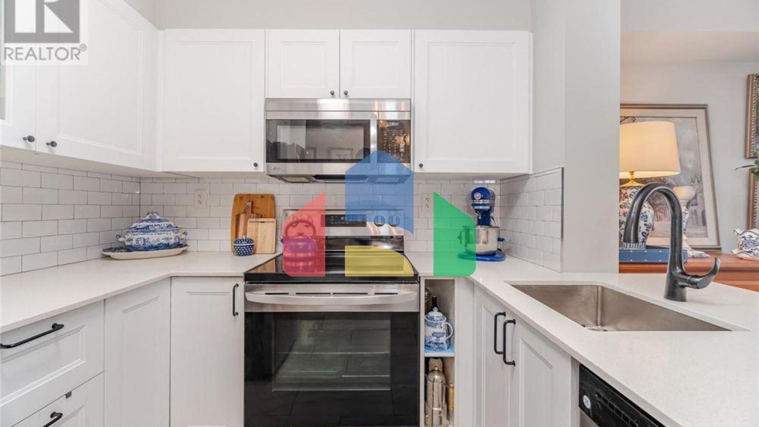 Residential - Single Family Home - Toronto, Canada - Canada