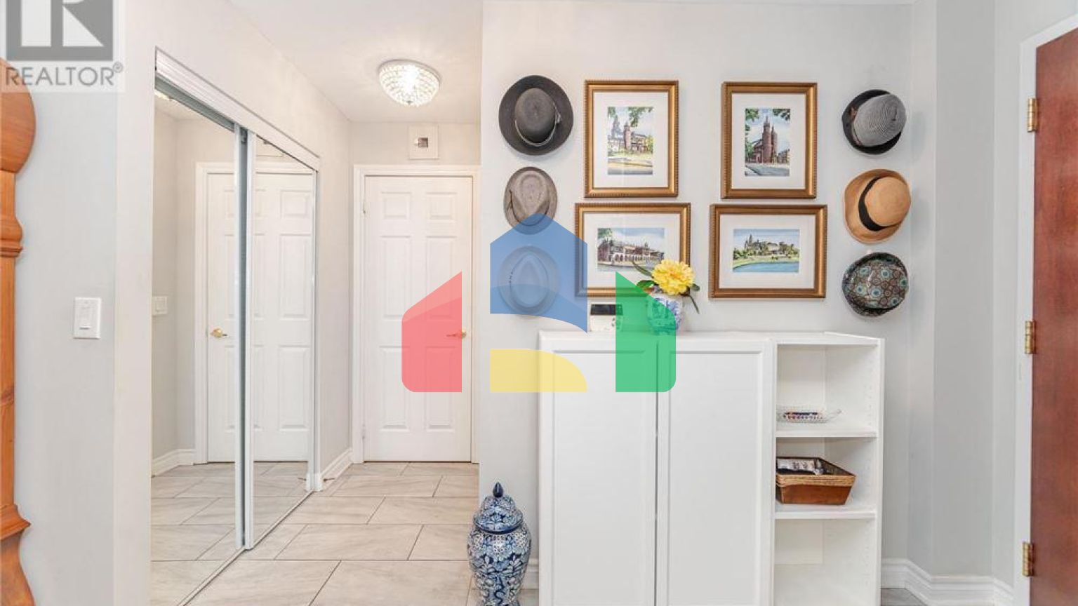 Residential - Single Family Home - Toronto, Canada - Canada