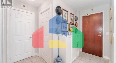 Residential - Single Family Home - Toronto, Canada - Canada