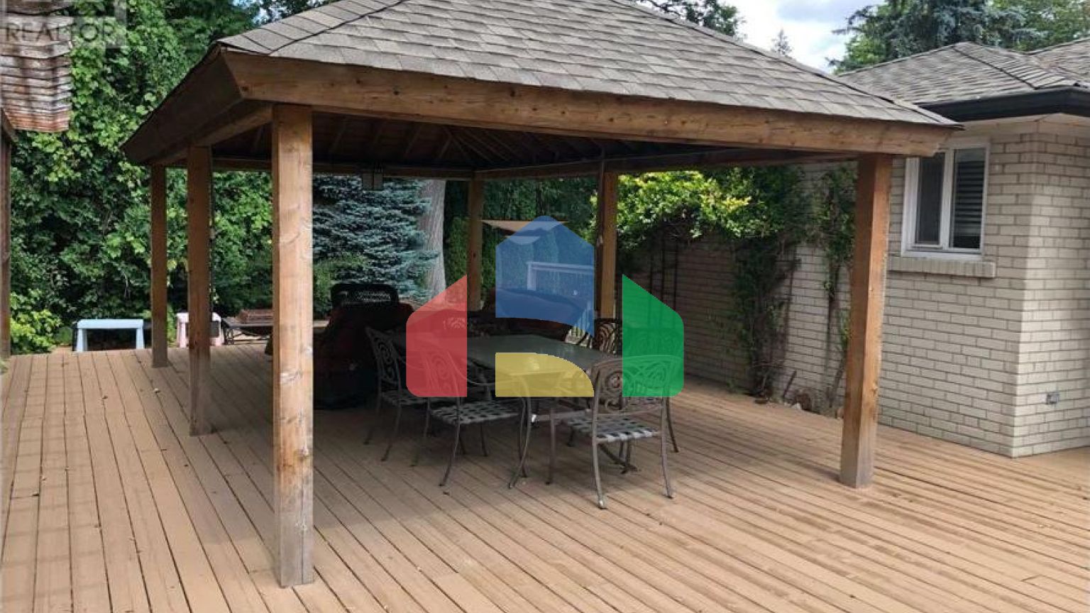 Residential - Single Family Home - Toronto, Canada - Canada