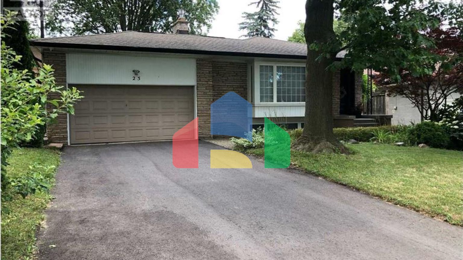 Residential - Single Family Home - Toronto, Canada - Canada