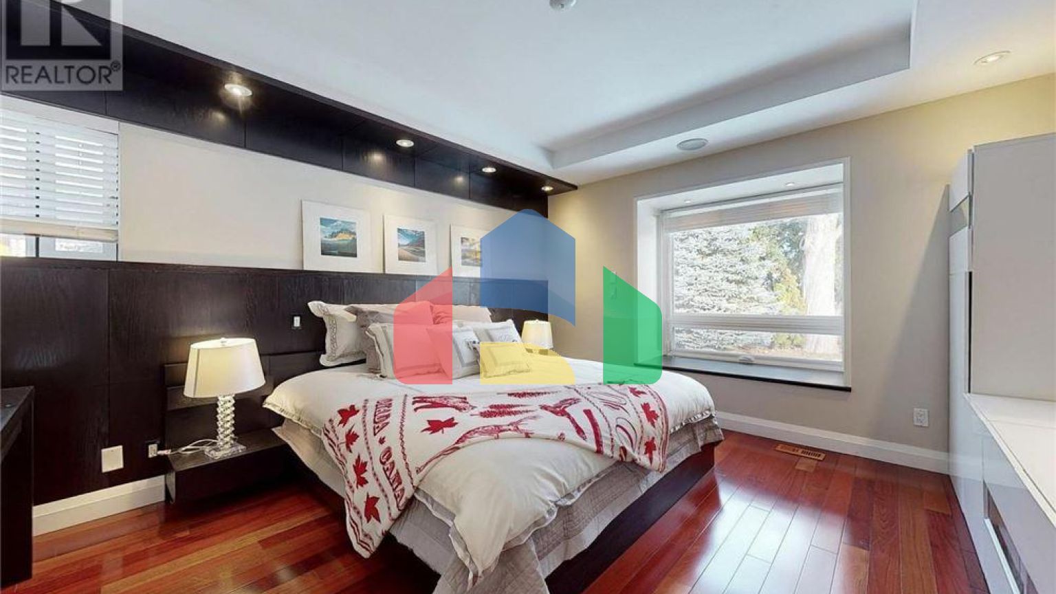 Residential - Single Family Home - Toronto, Canada - Canada