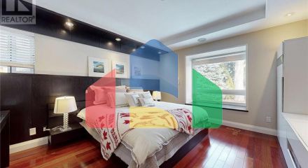 Residential - Single Family Home - Toronto, Canada - Canada