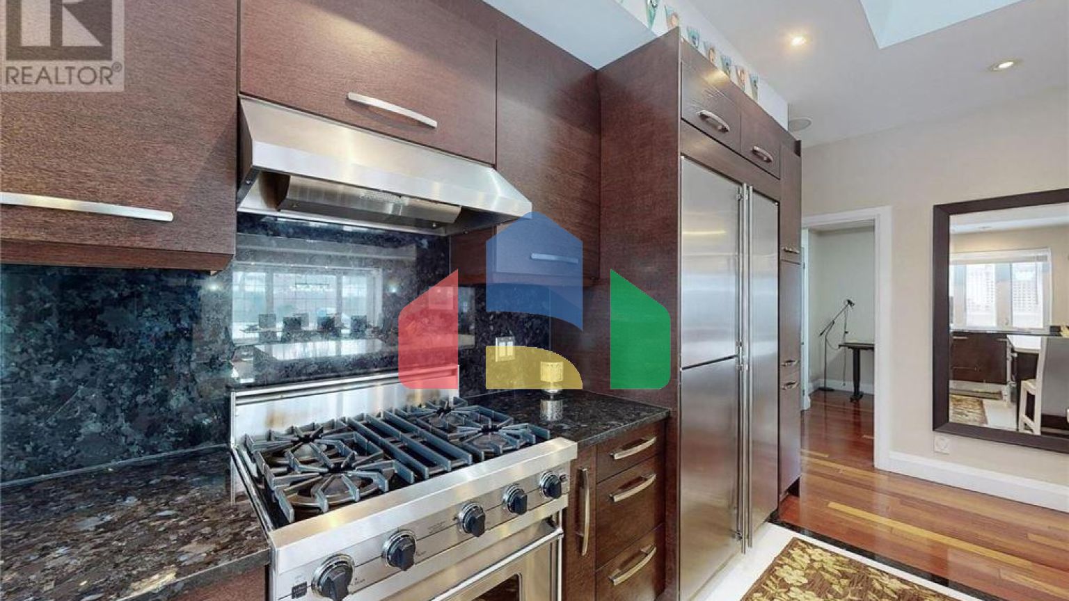 Residential - Single Family Home - Toronto, Canada - Canada