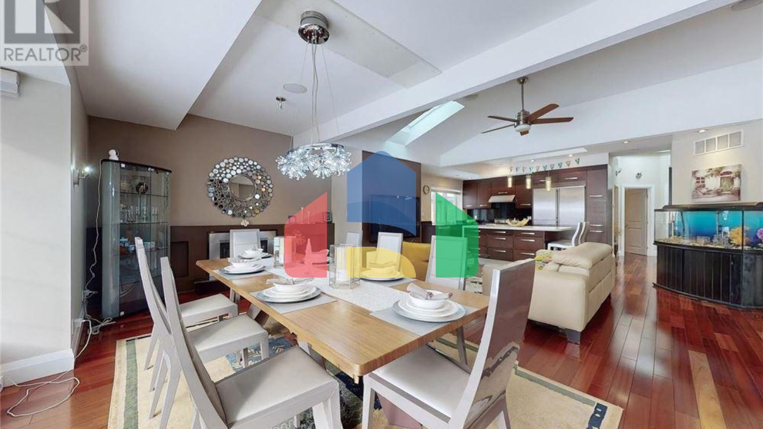 Residential - Single Family Home - Toronto, Canada - Canada