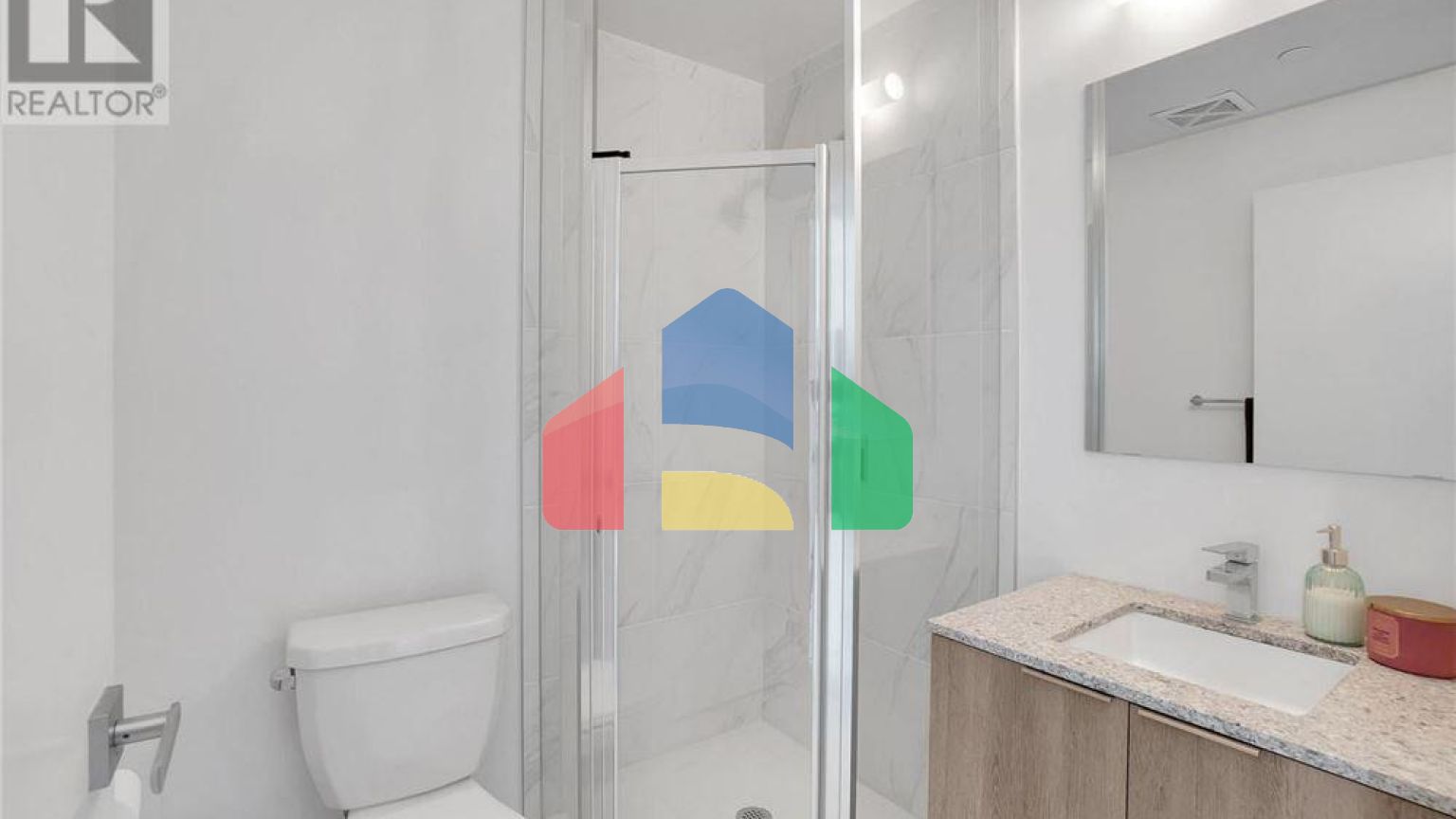 Residential - Condo/Apartment - Toronto, Canada - Canada