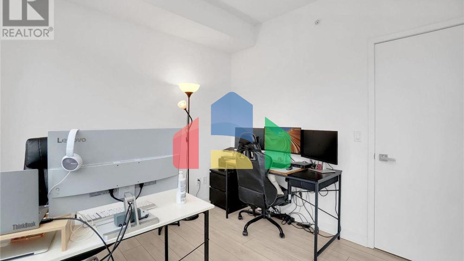 Residential - Condo/Apartment - Toronto, Canada - Canada