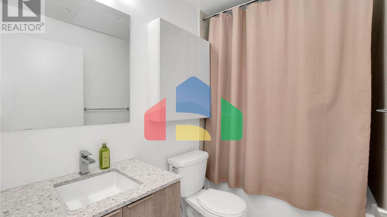 Residential - Condo/Apartment - Toronto, Canada - Canada