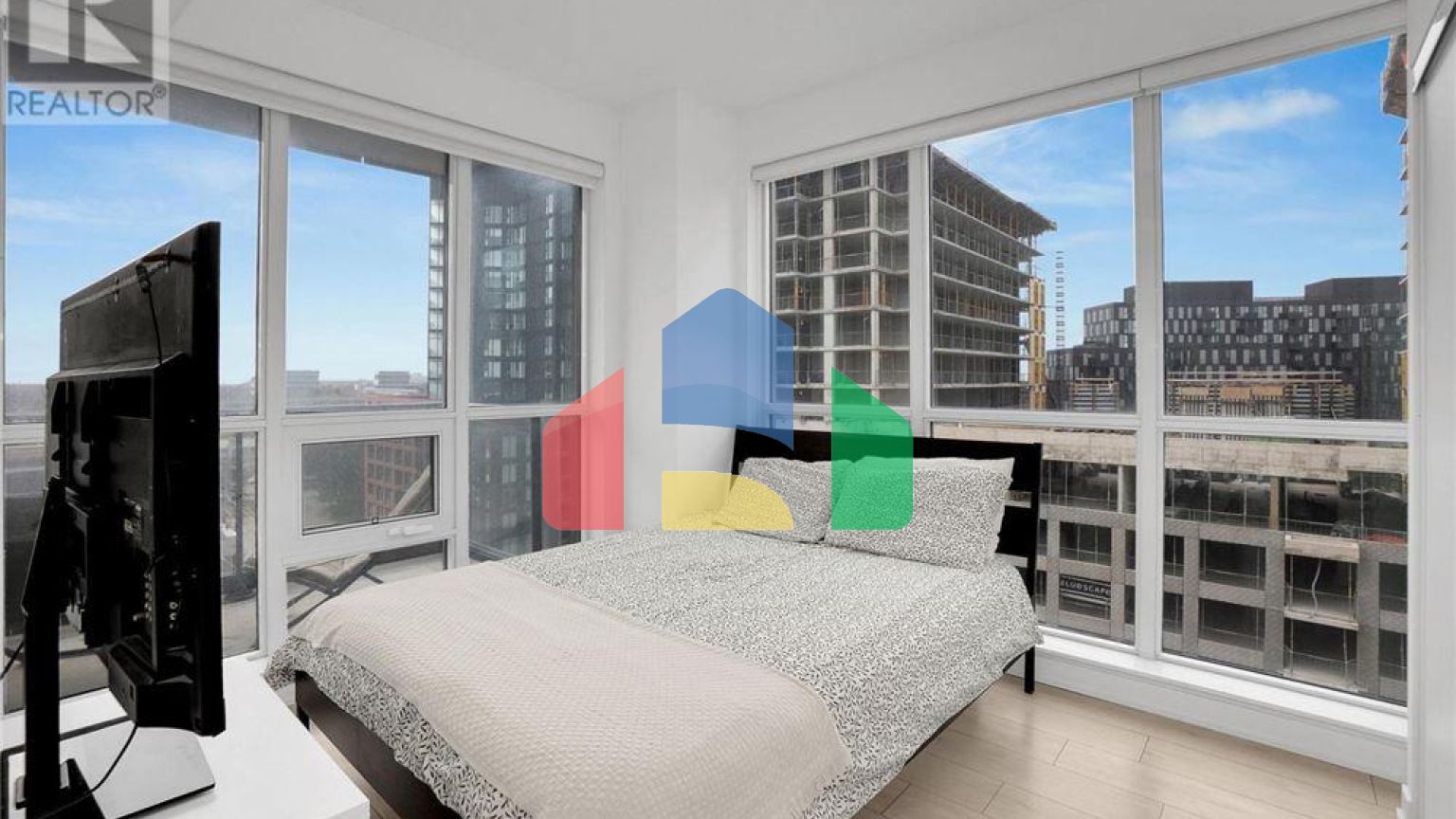 Residential - Condo/Apartment - Toronto, Canada - Canada