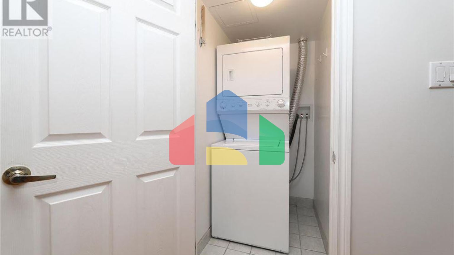 Residential - Condo/Apartment - Toronto, Canada - Canada