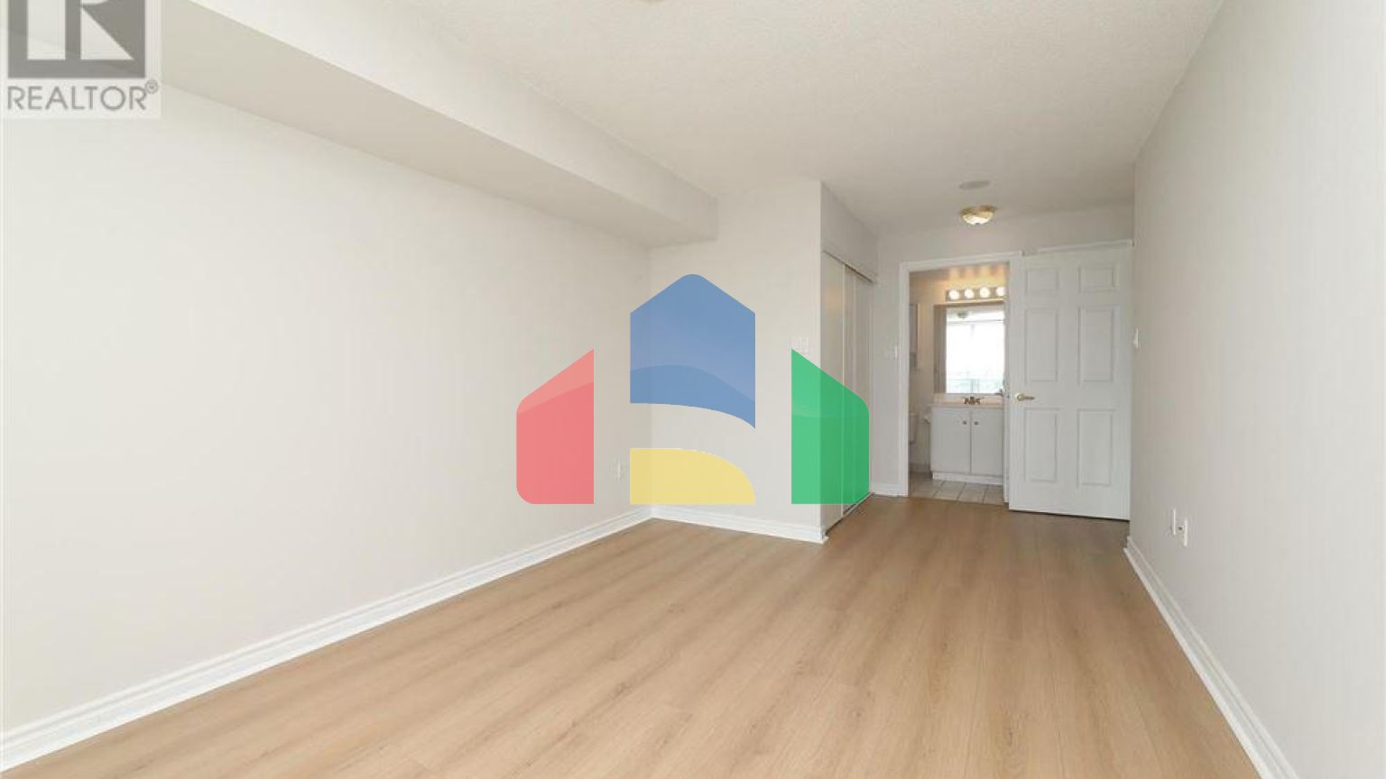 Residential - Condo/Apartment - Toronto, Canada - Canada