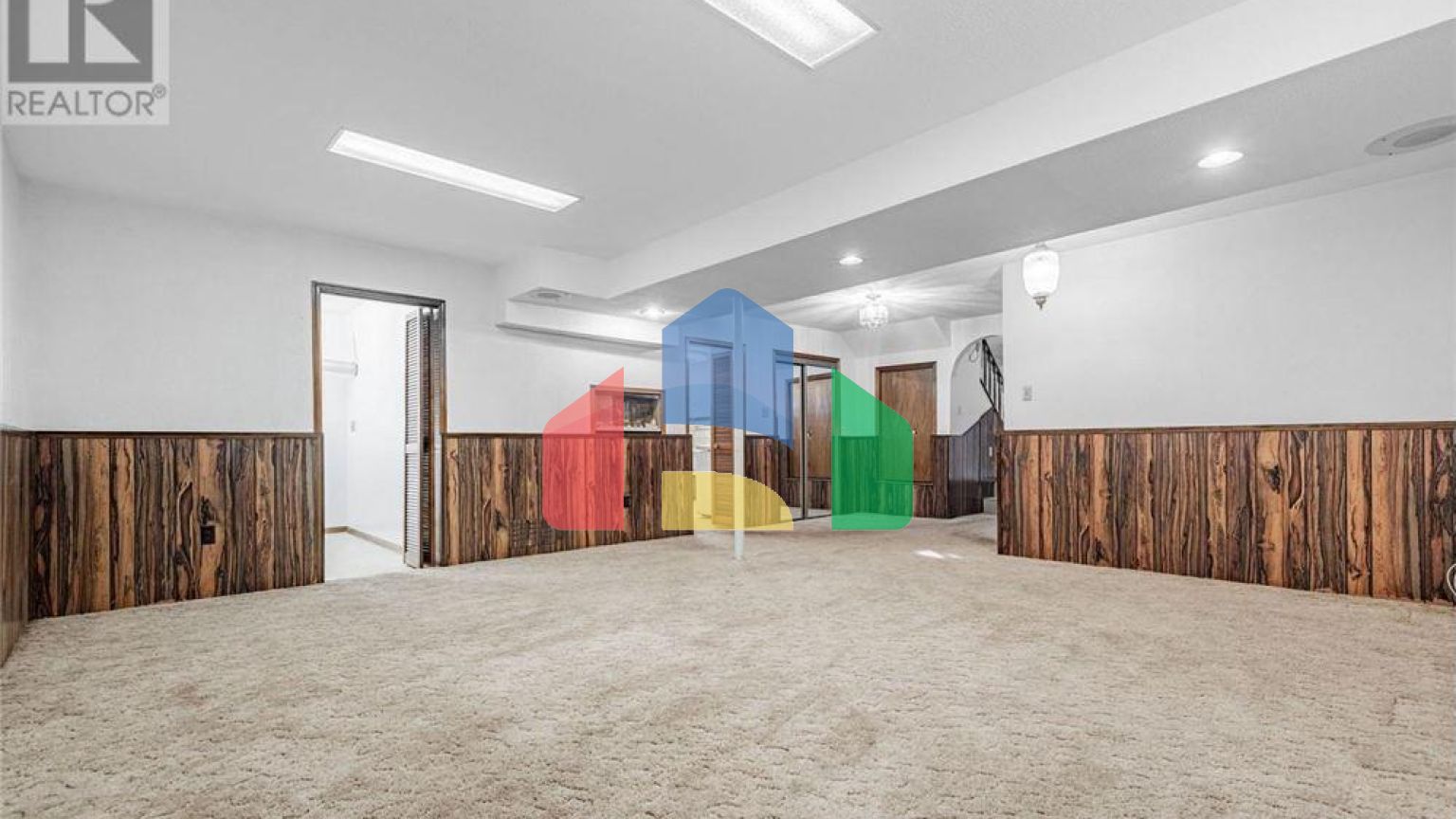 Residential - Single Family Home - Toronto, Canada - Canada