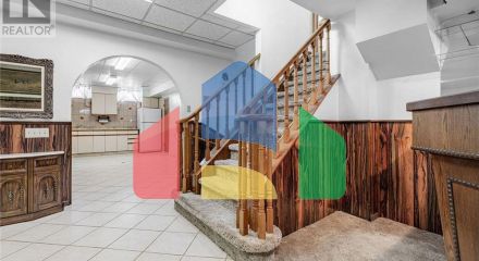 Residential - Single Family Home - Toronto, Canada - Canada