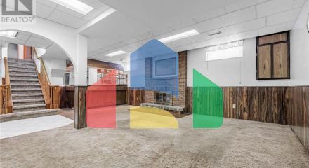 Residential - Single Family Home - Toronto, Canada - Canada