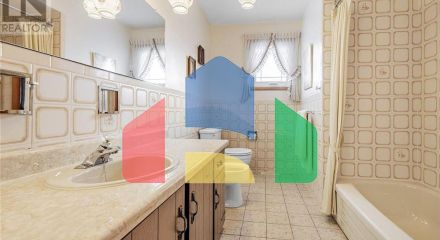 Residential - Single Family Home - Toronto, Canada - Canada