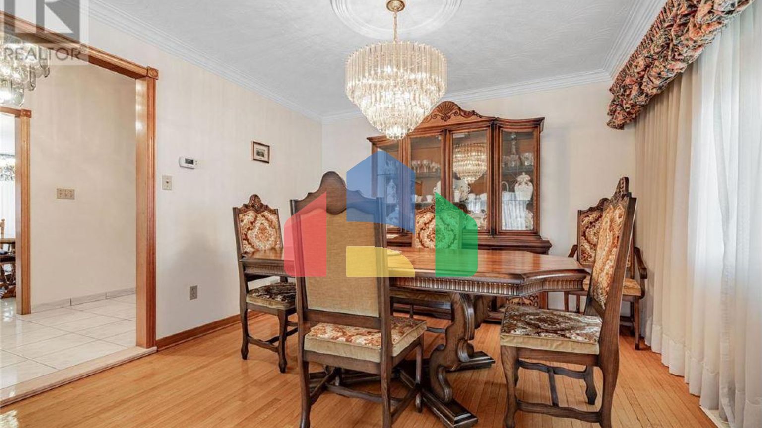 Residential - Single Family Home - Toronto, Canada - Canada