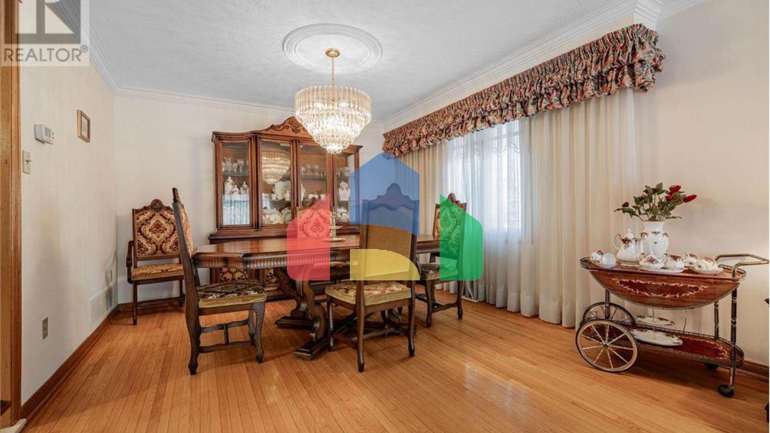 Residential - Single Family Home - Toronto, Canada - Canada