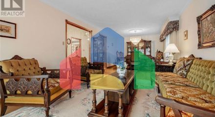 Residential - Single Family Home - Toronto, Canada - Canada