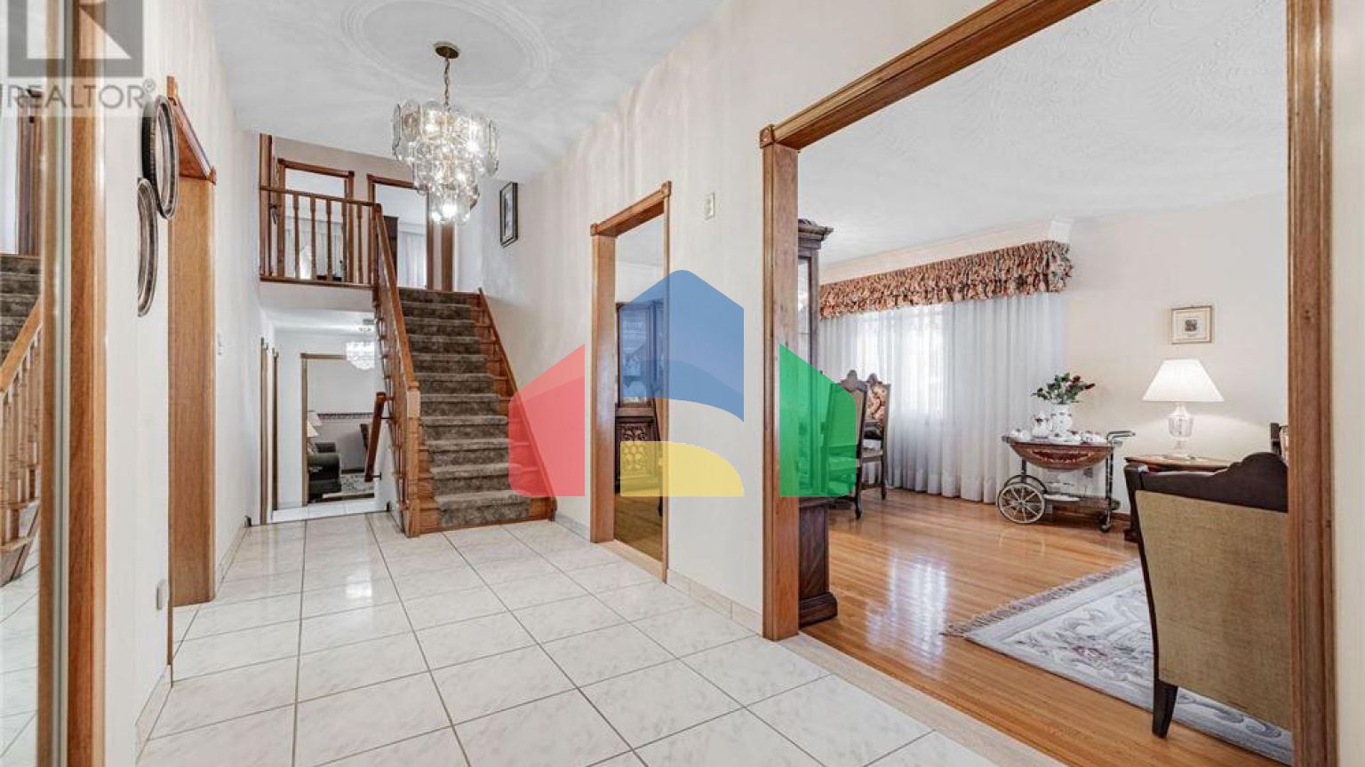 Residential - Single Family Home - Toronto, Canada - Canada