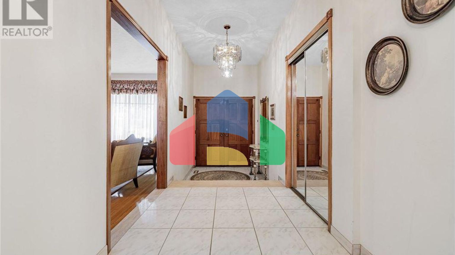 Residential - Single Family Home - Toronto, Canada - Canada