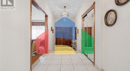 Residential - Single Family Home - Toronto, Canada - Canada