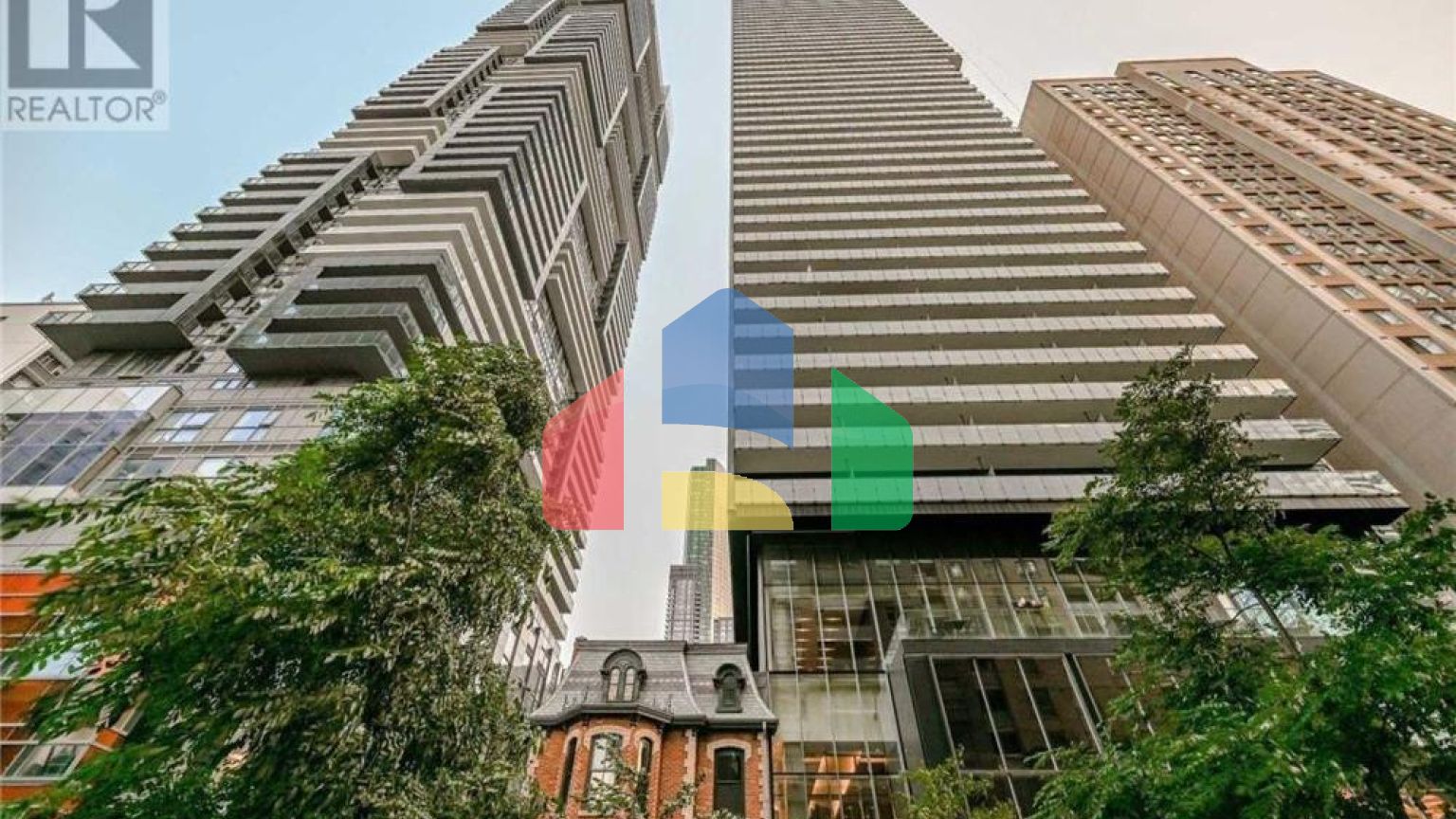 Residential - Single Family Home - Toronto, Canada - Canada