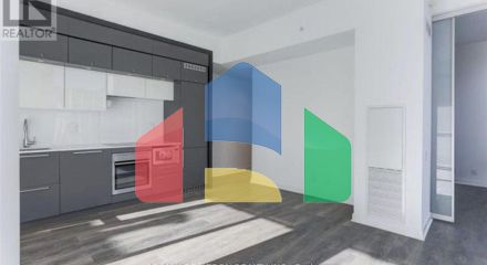 Residential - Single Family Home - Toronto, Canada - Canada