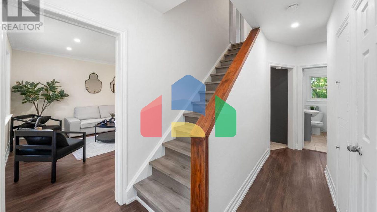 Residential - Single Family Home - Toronto, Canada - Canada