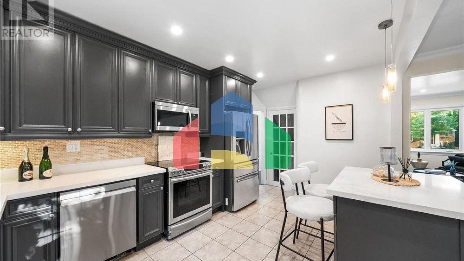 Residential - Single Family Home - Toronto, Canada - Canada