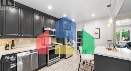 Residential - Single Family Home - Toronto, Canada - Canada