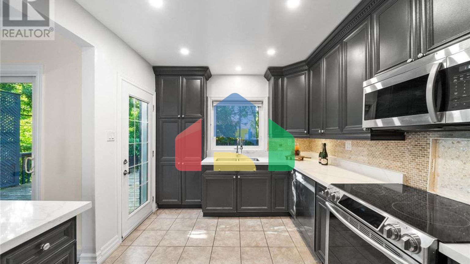 Residential - Single Family Home - Toronto, Canada - Canada