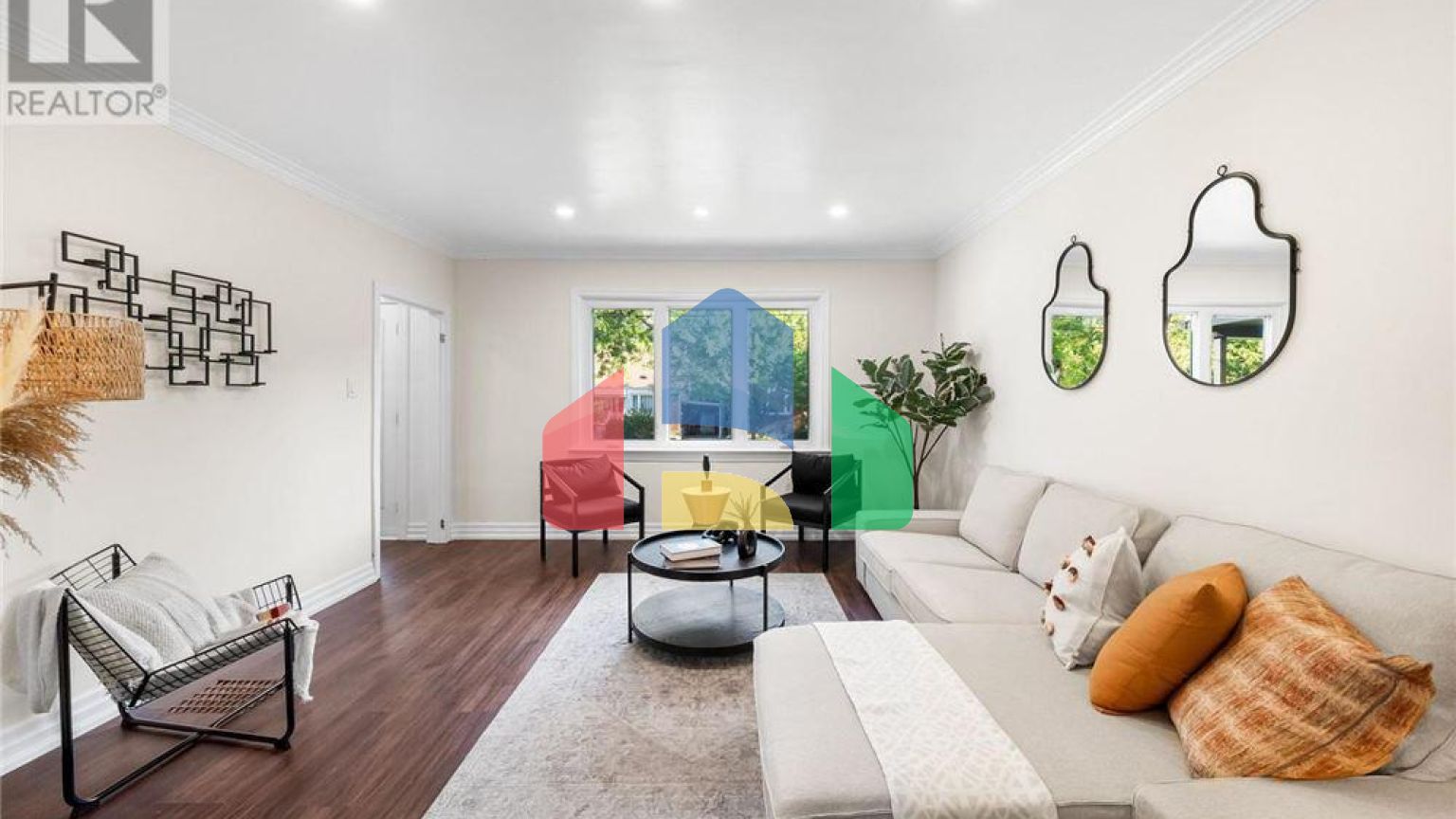 Residential - Single Family Home - Toronto, Canada - Canada