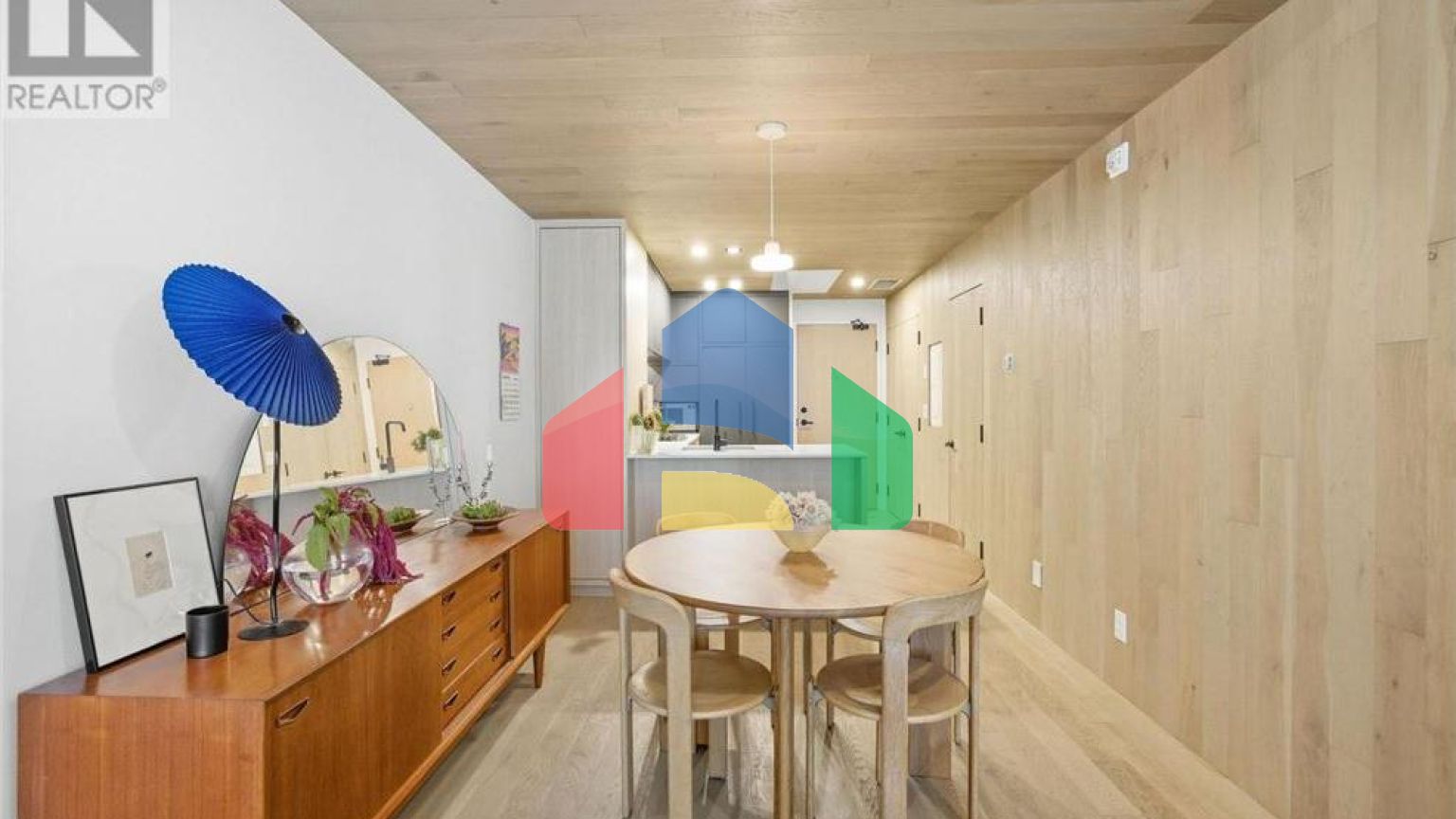 Residential - Single Family Home - Toronto, Canada - Canada