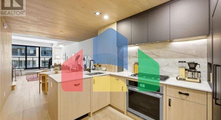 Residential - Single Family Home - Toronto, Canada - Canada