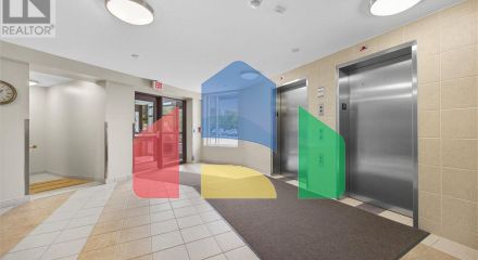 Residential - Single Family Home - Toronto, Canada - Canada