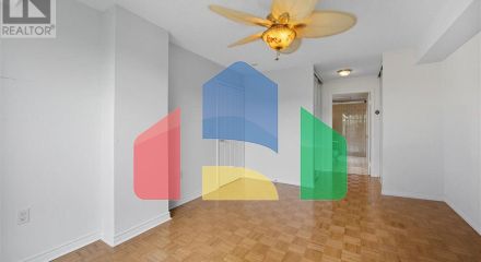 Residential - Single Family Home - Toronto, Canada - Canada