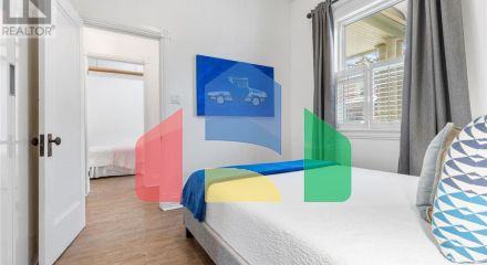 Residential - Single Family Home - Toronto, Canada - Canada