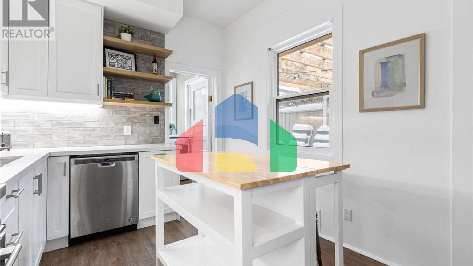 Residential - Single Family Home - Toronto, Canada - Canada