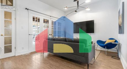 Residential - Single Family Home - Toronto, Canada - Canada