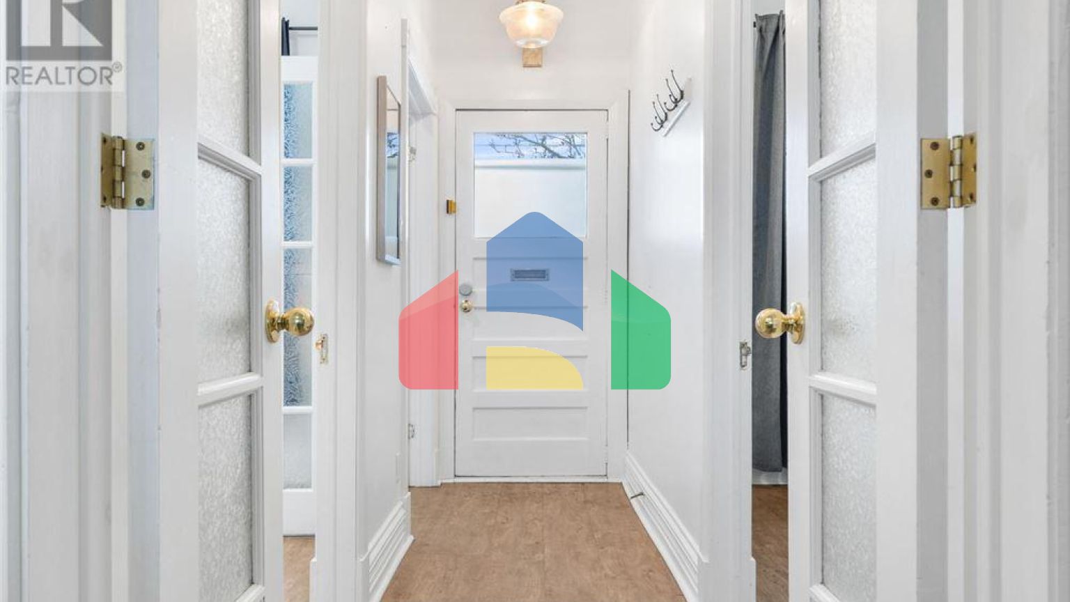 Residential - Single Family Home - Toronto, Canada - Canada