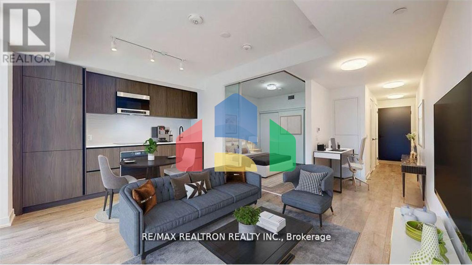 Residential - Single Family Home - Toronto, Canada - Canada