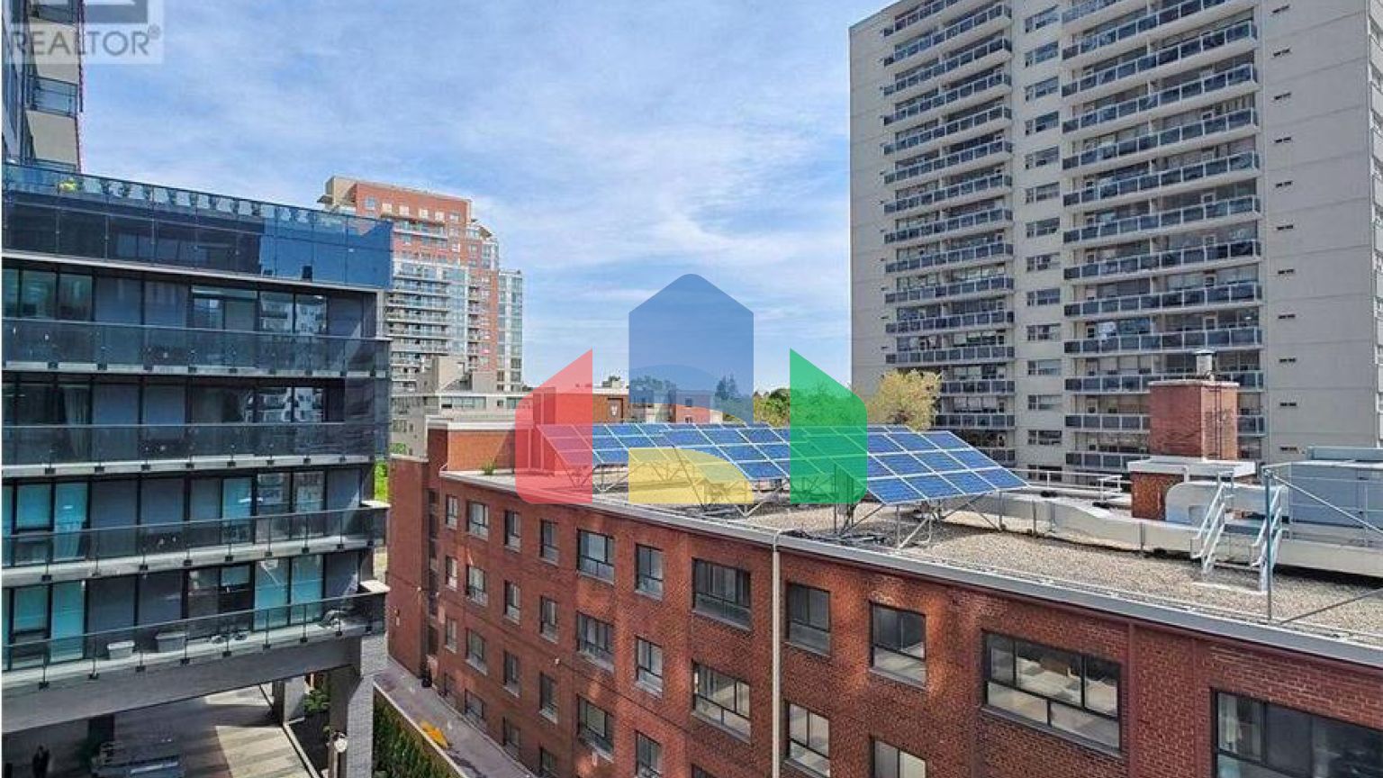 Residential - Single Family Home - Toronto, Canada - Canada