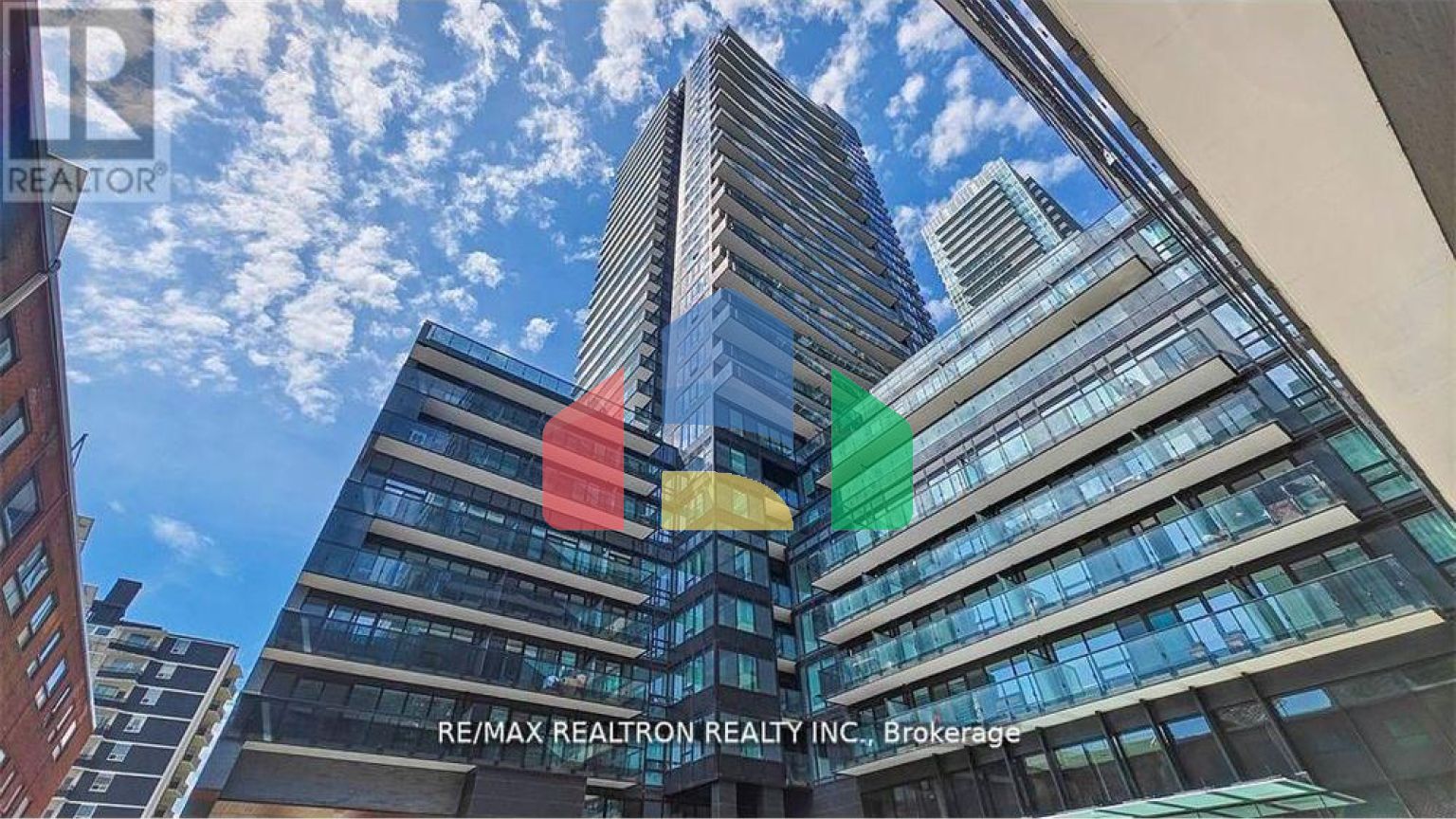 Residential - Single Family Home - Toronto, Canada - Canada