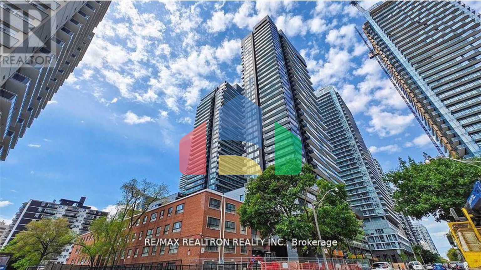 Residential - Single Family Home - Toronto, Canada - Canada