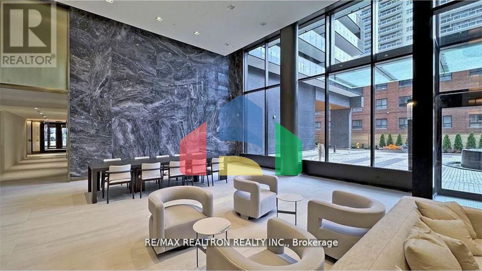 Residential - Single Family Home - Toronto, Canada - Canada