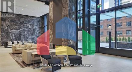 Residential - Single Family Home - Toronto, Canada - Canada