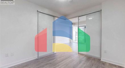 Residential - Single Family Home - Toronto, Canada - Canada