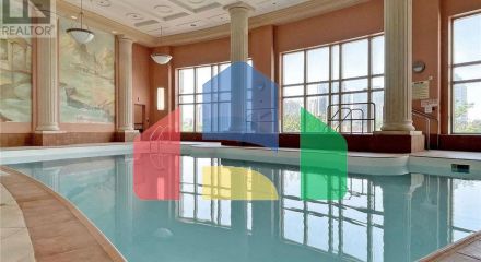 Residential - Single Family Home - Toronto, Canada - Canada